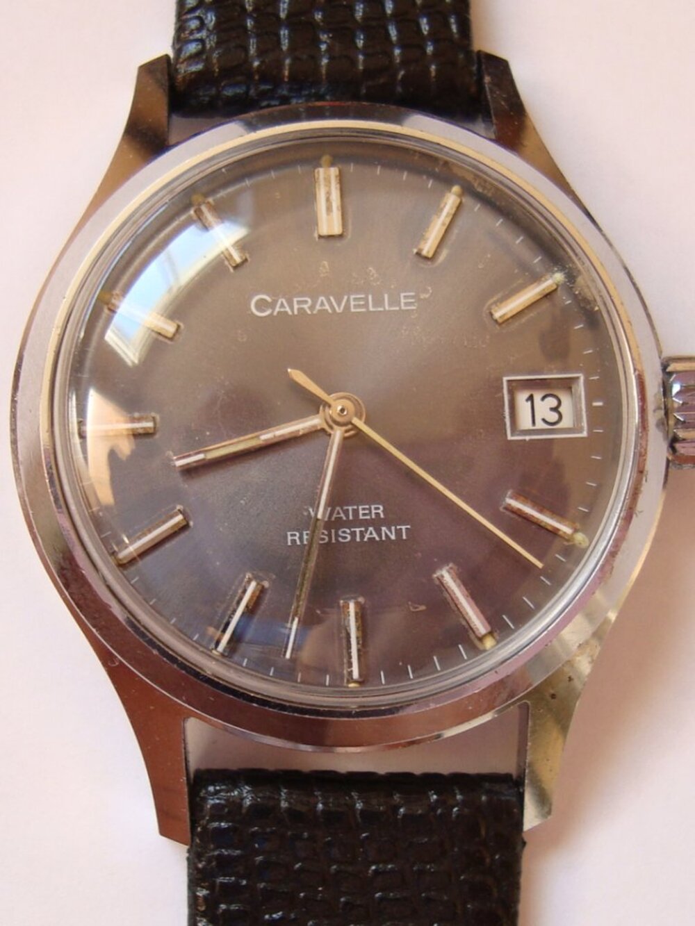 VINTAGE WIND UP CARAVELLE,RUN GREAT